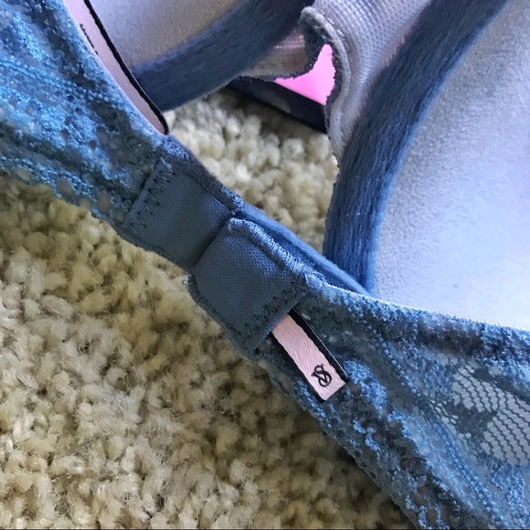 Victoria’s Secret Basic Lace Demi Bra - Picture 3 of 4